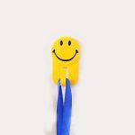 604 Plastic Self-Adhesive Smiley Face Hooks, 1 Kg Load Capacity (6pcs)