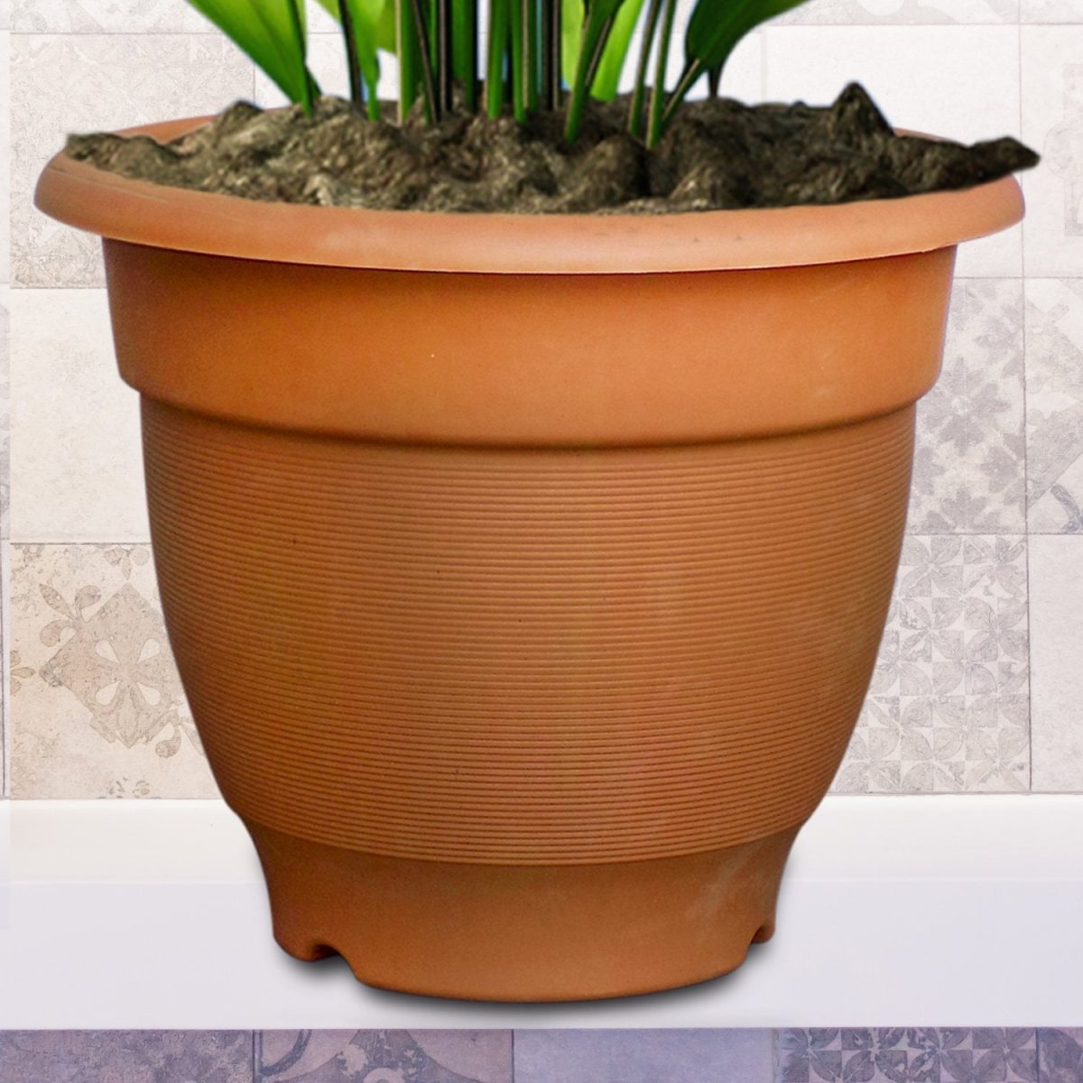 1720 Garden Heavy Plastic Planter Pot Gamla 17x14 inch Color May Vary (1Pc)